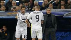 Mourinho duda si poner a Benzema o Higuaín de 'nueve'