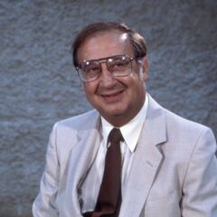 "Vente al salir de misa y vemos porno sentados en la piscina"