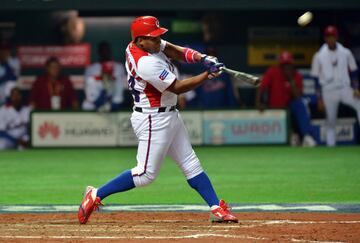 El veterano de Santiago de Cuba se desempeña en el jardín izquierdo de los Alazanes de Granma y lo ha hecho así desde 2004. Aunque no tiene experiencia en la ‘Gran Carpa, Despaigne ha jugado en el béisbol de Japón desde 2014 con los Chiba Lotte Mariners. A sus 31 años batea de por vida para .347 con 893 hits y 191 palos de vuelta entera.