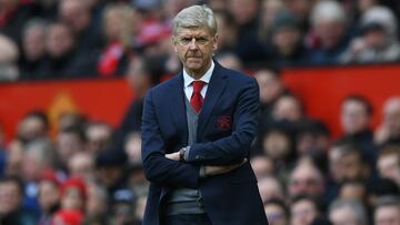 Wenger still wants to coach but wary of 'crazy challenge'