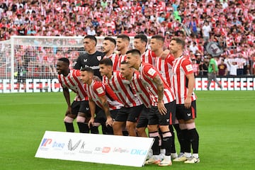 Valor de mercado de los canteranos: 278,20 millones de euros | El equipo de Bilbao vive de sus categorías inferiores haciendo del club una entidad con una filosofía única en el mundo. Los hermanos Williams, Yuri, Yeray, Lekue, Unai Simón, Unai Núñez, Sancet, Vivian, Galarreta, Guruzeta, Aitor Paredes, Beñat Prados, Unai Gómez, Agirrezabala, Nico Serrano, Mikel Jauregizar y Alex Padilla han salido de Lezama. 