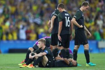 Neymar le da el oro a Brasil