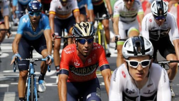 Vincenzo Nibali rueda durante el Tour de Francia 2018.