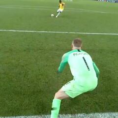 El penalti de la polémica: Pickford se adelantó en el tiro de Bacca