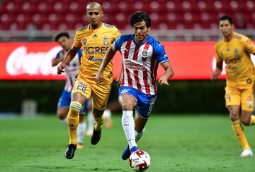 El mejor prospecto ofensivo de la Liga MX se volvió una realidad, con León la rompió y en Chivas no deja de marcar tantos. El futuro de la delantera mexicana y con muchas posibilidades de llegar al fútbol europeo.