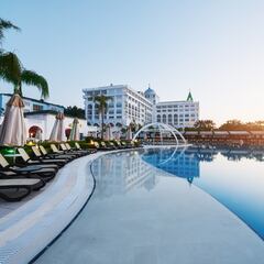 Nuevo registro de viajeros en España: en qué casos hay que hacerlo, qué datos hay que enviar y cuándo entra en vigor