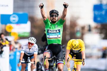 Peter Sagan durante el Tour de France celebrado en el país asiático. 