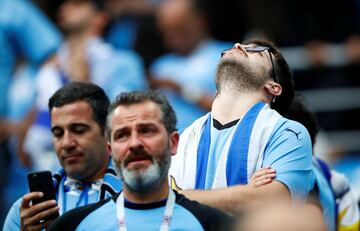 Uruguay-Francia (0-2). Los seguidores uruguayos tras la eliminación en cuartos de final.