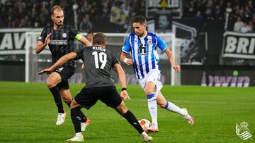 Januzaj en acci&oacute;n en la Europa League ante el Sturm Graz.