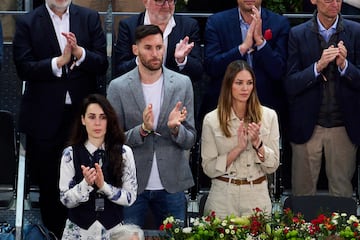 Helen Lindes y Rudy Fernández attend durante el encuentro de Rafael Nadal en el Mutua Madrid Open.