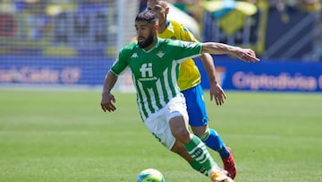 Nabil Fekir of Real Betis in action during the spanish league, La Liga Santander, football match played between Cadiz CF and Real Betis  at Nuevo Mirandilla stadium on April 9, 2022, in Cadiz, Spain.
 AFP7 
 09/04/2022 ONLY FOR USE IN SPAIN
