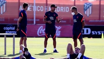 El Atleti se entrena con Simeone renovado hasta 2024