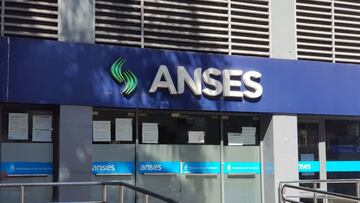 AUH, AUE, PNC, desempleo, jubilaciones y pensiones de ANSES: quiénes cobran hoy, 16 de marzo