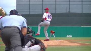 El pitcher cubano Yaisel Sierra.