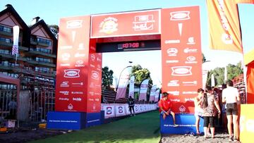 El motivado ambiente de Puc車n a tres d赤as del Ironman