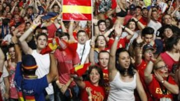 Barcelona descarta instalar pantallas para ver a España