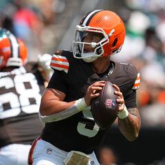 Dillon Gabriel critica sutilmente a Shedeur Sanders