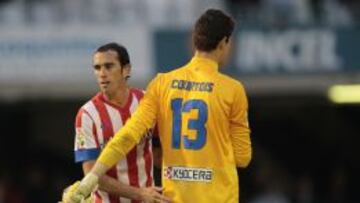 Godíon saluda a Courtois.