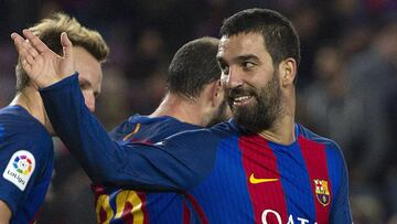 Arda durante un partido con el FC Barcelona. 