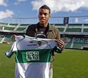 El Elche sigue negociando la contratación de Nelson Valdez