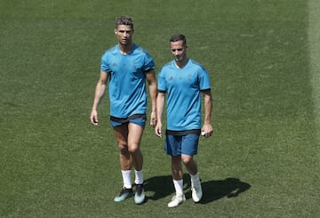 Cristiano Ronaldo y Lucas Vzquez. 