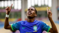 Surakarta (Indonesia), 20/11/2023.- Estevao Willian of Brazil celebrates after scoring the opening goal during the FIFA U-17 World Cup round of sixteen match between Ecuador and Brazil at the Manahan Stadium in Surakarta, Indonesia, 20 November 2023. (Mundial de Fútbol, Brasil) EFE/EPA/MAST IRHAM
