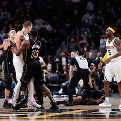 Jokic empaña una gran noche para Denver sin Facu en ella
