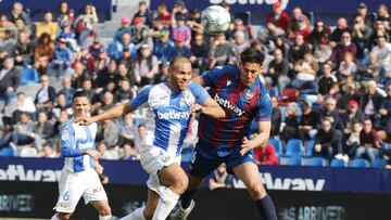 Braithwaite, durante el partido contra el Levante. 