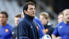 Lievremont declara la guerra a la prensa