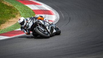 Mika Kallio, durante el test en Austria.