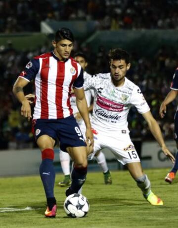 El defensor brasileño de 24 años, ha visto acción en todos los minutos que van dell torneo mexicano. Cabe resaltar que es uno de los dos jugadores menores de 25 que entran dentro de esta estadística.