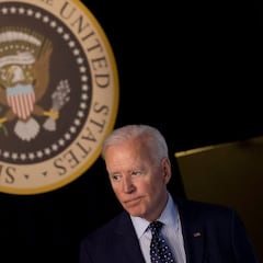 Biden signs executive order targeting Big Tech and internet providers