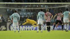 Aduriz y su gol de penal.