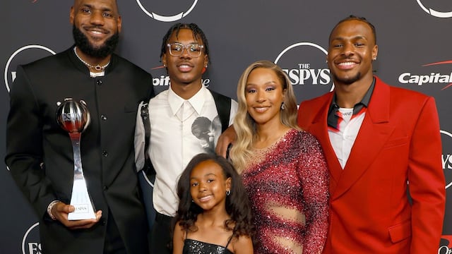 Meet Savannah Brinson, the wife and mother of three children of NBA star LeBron James.