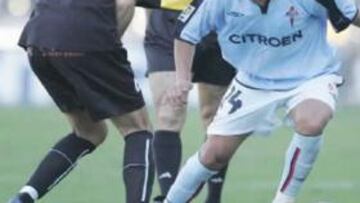 <b>OBJETIVO CUMPLIDO.</B> El uruguayo ha visto hecho realidad su deseo de continuar en el conjunto vigués tras unas largas negociaciones. Ahora ya piensa en disfrutar como lo hizo el pasado año.