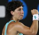 Carla Suárez sigue y Wozniacki logra remontar en el tercer set