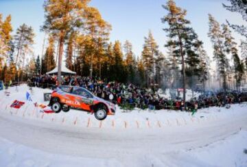 Thierry Neuville (Hyundai i20WRC). Rally de Suecia 2015.