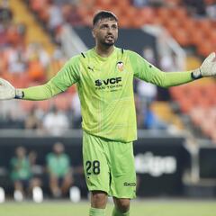 El Inter tantea a Mamardashvili