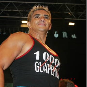 El autoproclamado 1000% guapo formó parte de la agrupación cuando esta se encontraba en el CMLL.