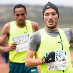 Paul Tanui y Toni Abadía, con disparo de salida de Husillos