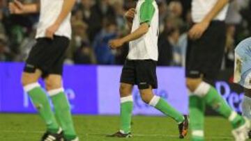 <b>DECEPCIÓN.</b> El Racing de Santander ganó bien al Manchester City en un brillante partido de los cántabros, pero no fue suficiente para conseguir su pase a la siguiente ronda de la Copa de la UEFA.