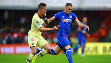 Mateus Uribe en la final del f&uacute;tbol mexicano ante Cruz Azul.