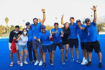 Tras derrotar a Estados Unidos en semifinales de la Copa Panamericana, Chile clasificó por primera vez al mundial de hockey césped femenino. ¡Tremendas!