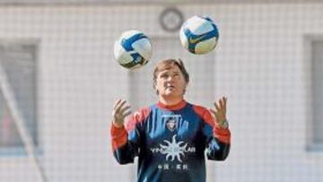 <b>REFLEXIVO. </b>Camacho tiene a partir de ahora mucho trabajo por delante, pensar en el nuevo equipo.