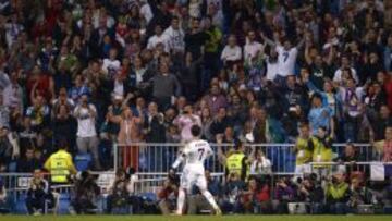 Cristiano Ronaldo celebra un gol el Bernab&eacute;u.
