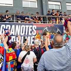 El Levante celebra su sexto ascenso a Primera