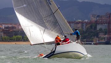 El Trofeo Lurauto comenzó en el Abra con el triunfo del Biobizz, Txupinazo, Bacilón y Blai