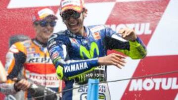 Valentino Rossi, en lo más alto del podio de nuevo.