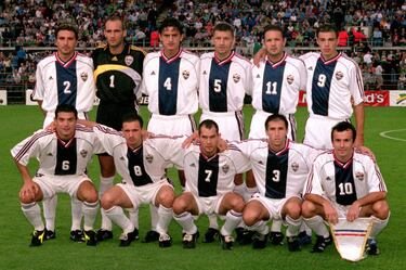 Fue dos veces semifinalista de un Mundial y dos veces subampeón de la Eurocopa. Como no podía ser de otra manera, tras las guerras que condenaron a la desaparición del país, se extinguió su selección. Si existiese a día de hoy, se les podría sumar a la espectacular convocatoria de Croacia jugadores como Oblak, Ilicic, Tadic…