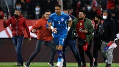 Bravo le habla claro al recambio de la Roja: “Estás fuera”